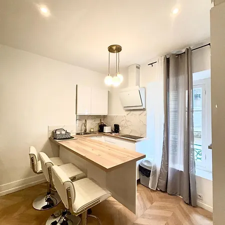 Magnifique T2 Port De Appartement *